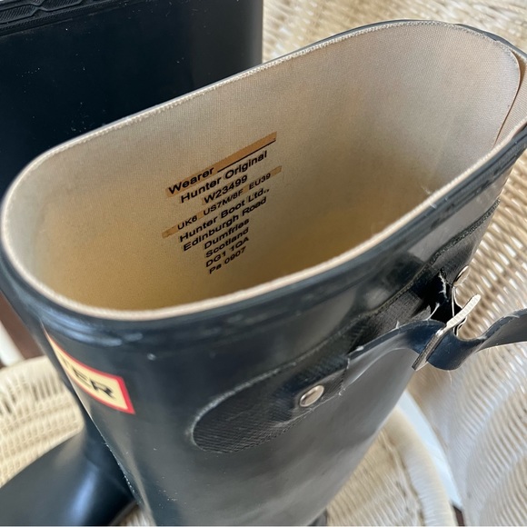 HUNTER TALL ORIGINAL WATERPROOF RAIN BOOTS - Picture 7 of 9